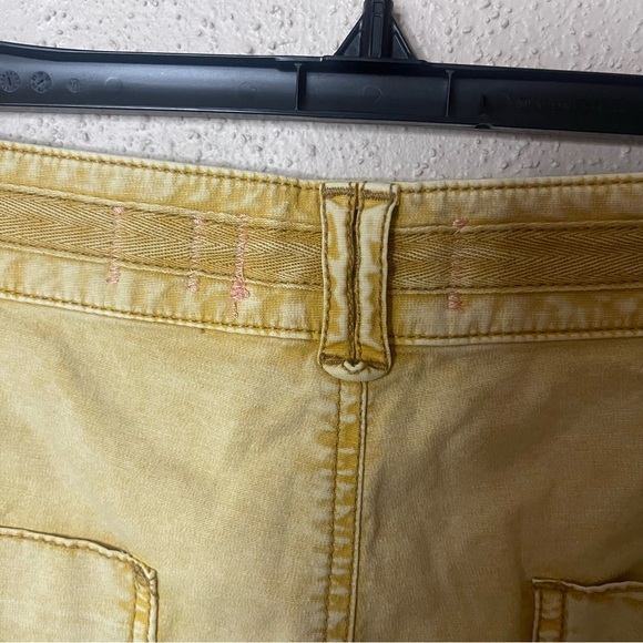 Anthropology HEI shorts the wanderer in light yellow - Picture 7 of 7